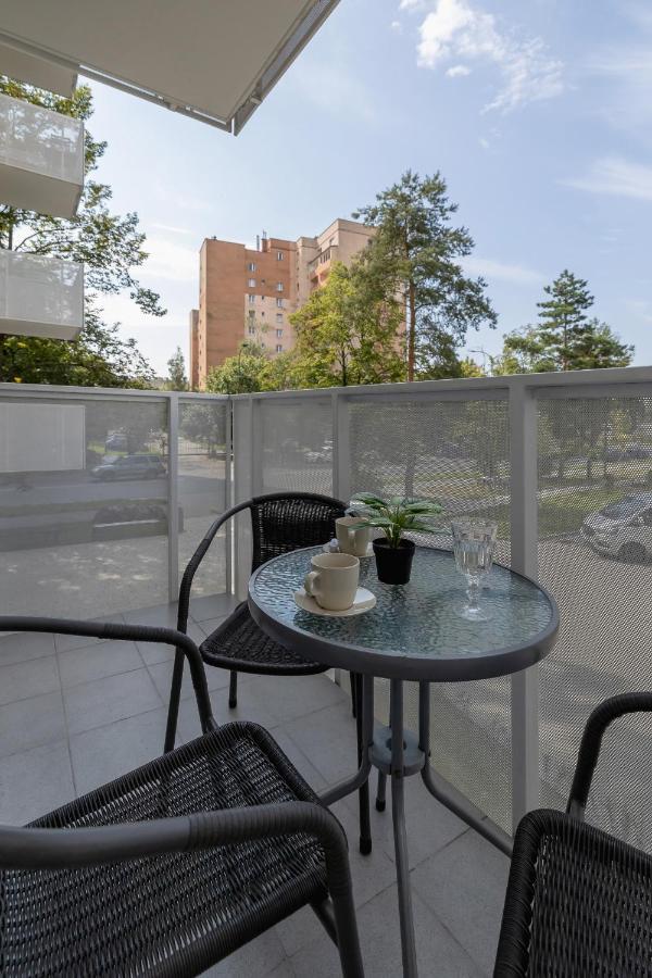 Comfy Apartment Pachonskiego With Parking In Krakow By Noclegi Renters Esterno foto