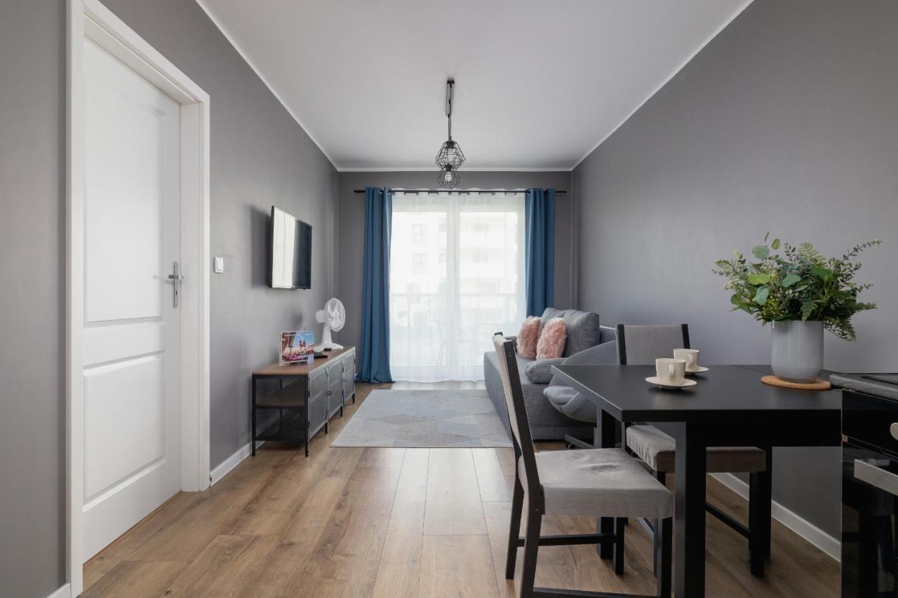 Comfy Apartment Pachonskiego With Parking In Krakow By Noclegi Renters Esterno foto