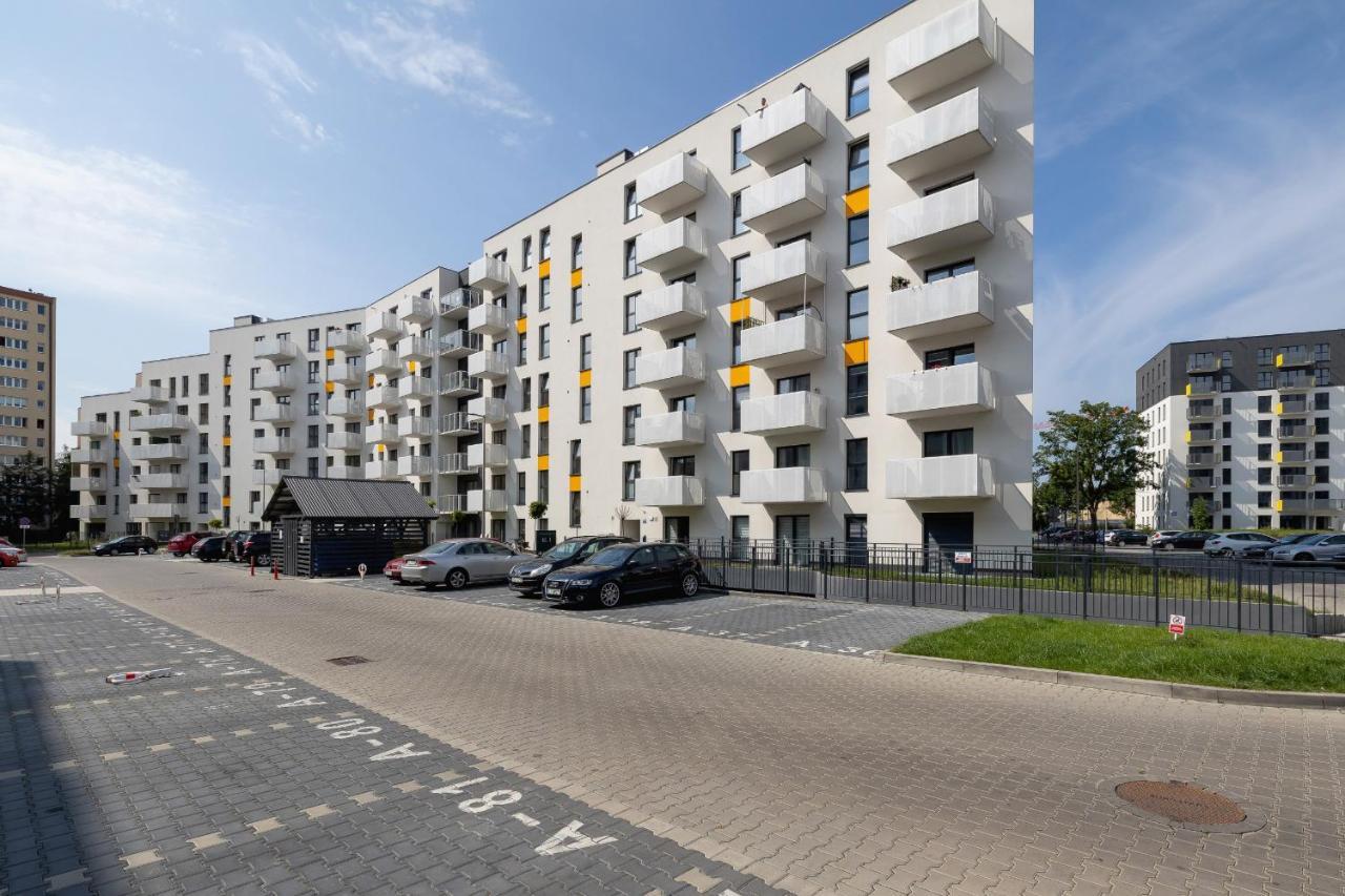 Comfy Apartment Pachonskiego With Parking In Krakow By Noclegi Renters Esterno foto